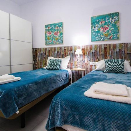Sh Cruz Moderno Apartmento Cerca Del Mercado Cadiz Bagian luar foto