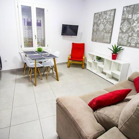 Sh Cruz Moderno Apartmento Cerca Del Mercado Cadiz Bagian luar foto