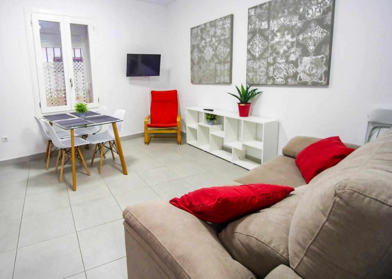 Sh Cruz Moderno Apartmento Cerca Del Mercado Cadiz Bagian luar foto