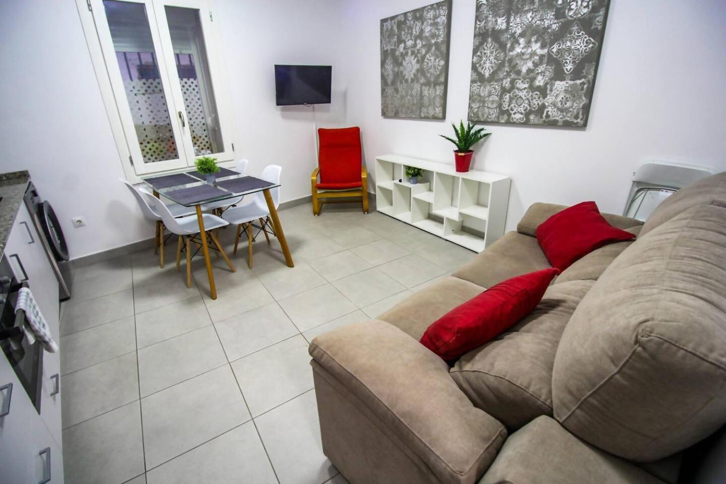 Sh Cruz Moderno Apartmento Cerca Del Mercado Cadiz Bagian luar foto